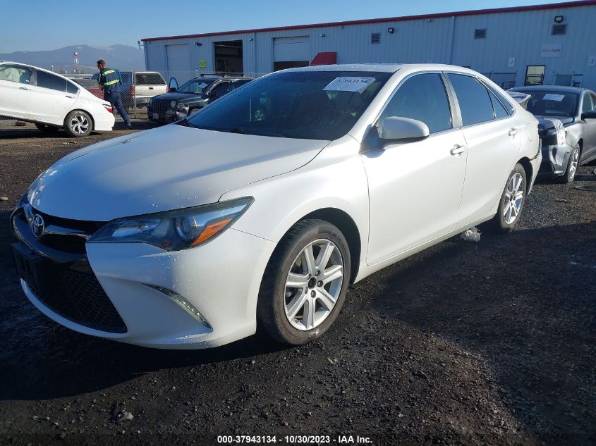 2015 Toyota Camry Xle/Se/Le/Xse VIN: 4T1BF1FK1FU992958 Lot: 37943134