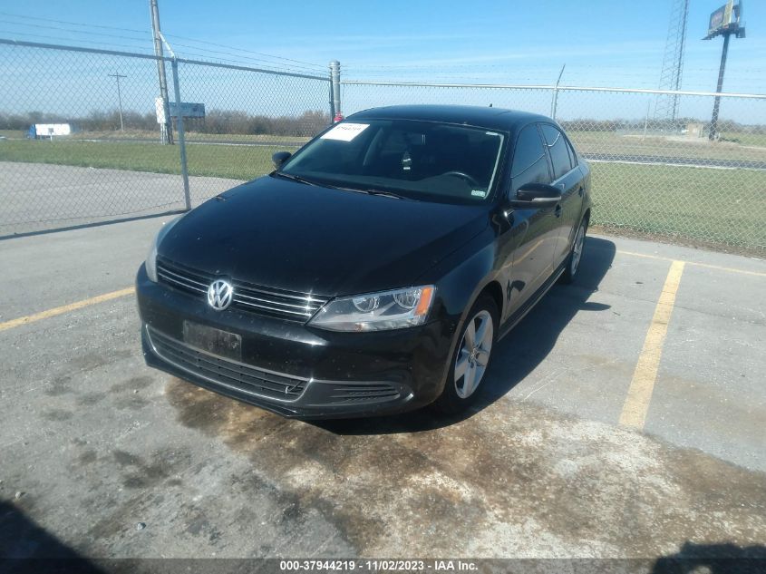 2013 Volkswagen Jetta 2.0L Tdi VIN: 3VWLL7AJ3DM275348 Lot: 37944219