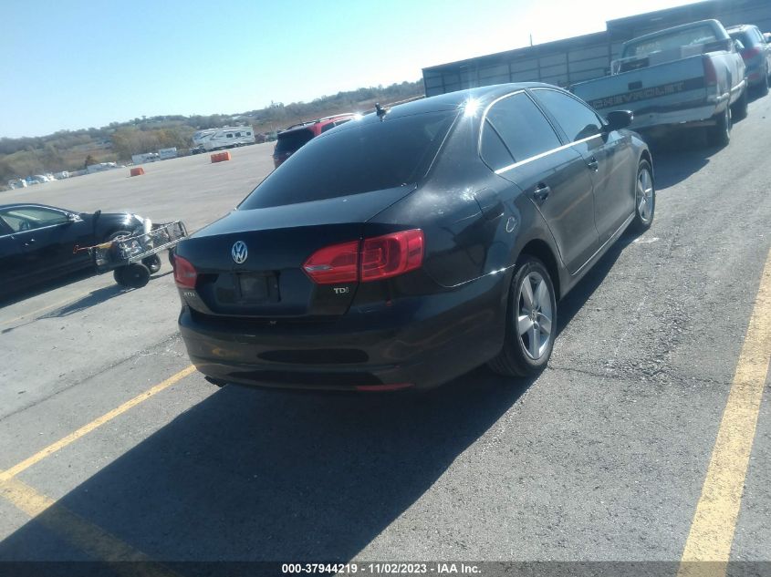 2013 Volkswagen Jetta 2.0L Tdi VIN: 3VWLL7AJ3DM275348 Lot: 37944219