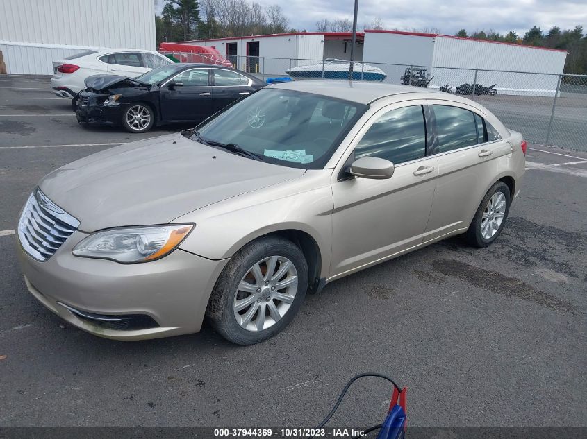 2013 Chrysler 200 Touring VIN: 1C3CCBBGXDN677970 Lot: 40290945