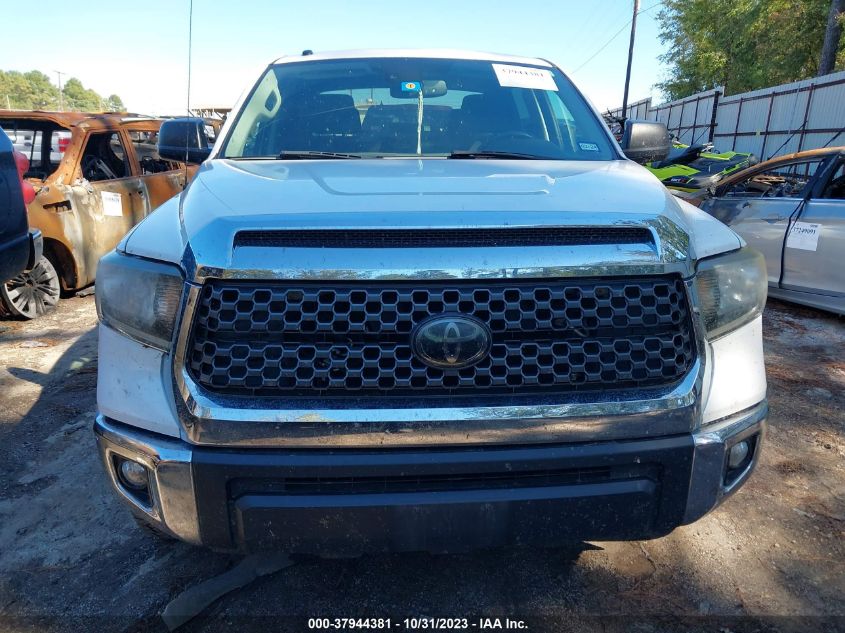 2018 Toyota Tundra Sr5 5.7L V8 VIN: 5TFDW5F15JX749608 Lot: 37944381