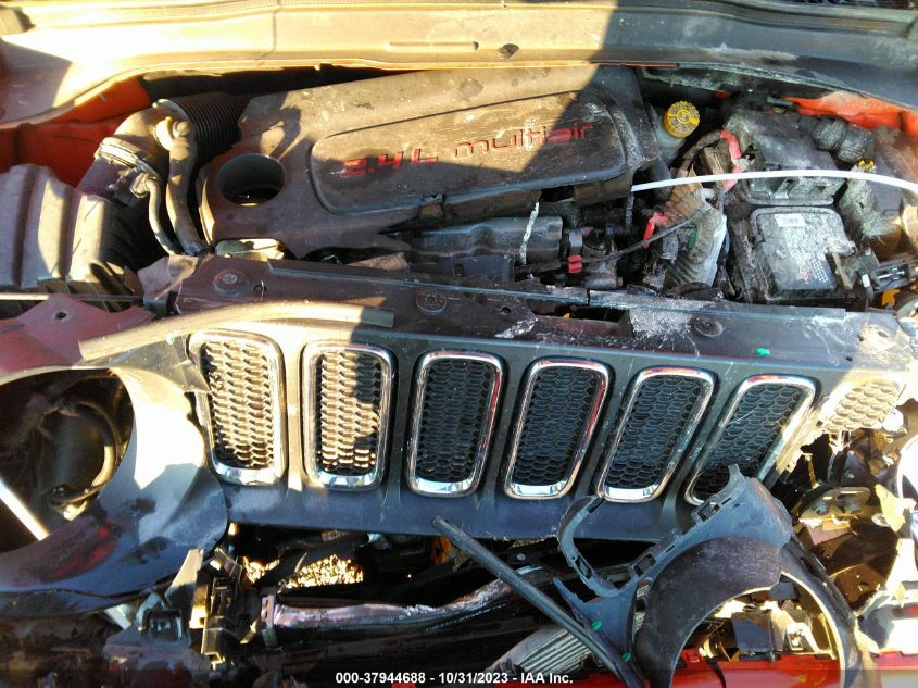 2016 Jeep Renegade Latitude VIN: ZACCJABT1GPE13489 Lot: 37944688