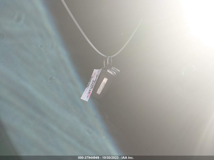 2017 Jeep Renegade Sport VIN: ZACCJBABXHPF62127 Lot: 37944949