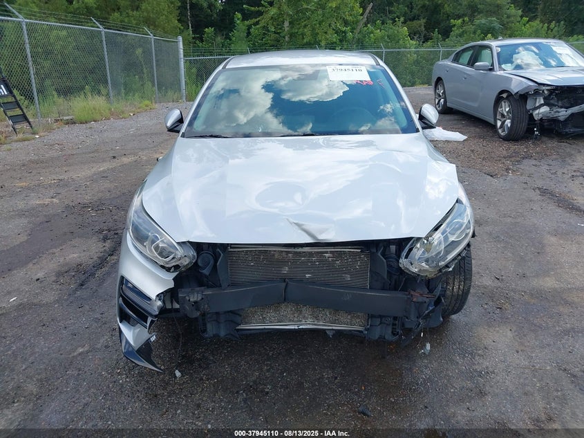 2021 Kia Forte Lxs VIN: 3KPF24AD3ME335179 Lot: 37945110