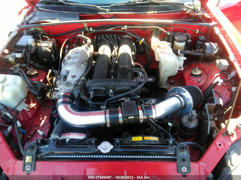 2000 Mazda Mx-5 Miata Base/Ls VIN: JM1NB3536Y0145964 Lot: 37945497