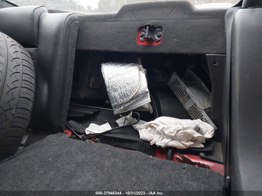 2005 Ford Mustang Deluxe/Premium VIN: 1ZVFT80N755149637 Lot: 37946344