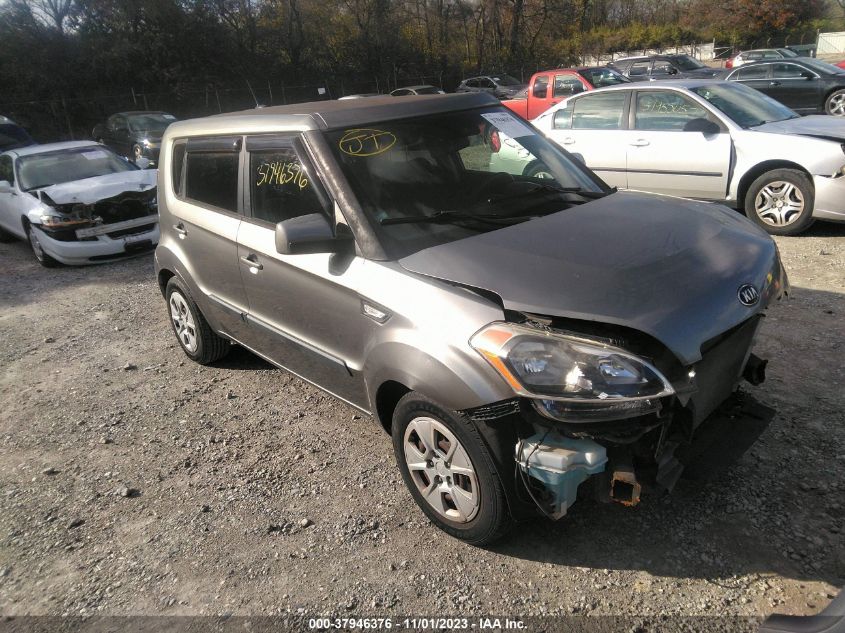 2013 Kia Soul Base VIN: KNDJT2A59D7615645 Lot: 37946376