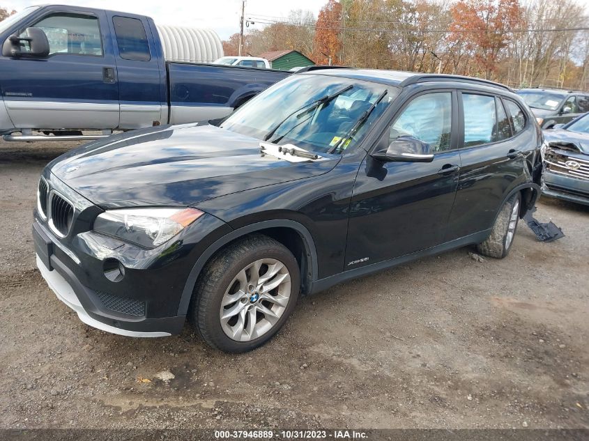 2015 BMW X1 xDrive28I VIN: WBAVL1C56FVY33692 Lot: 37946889