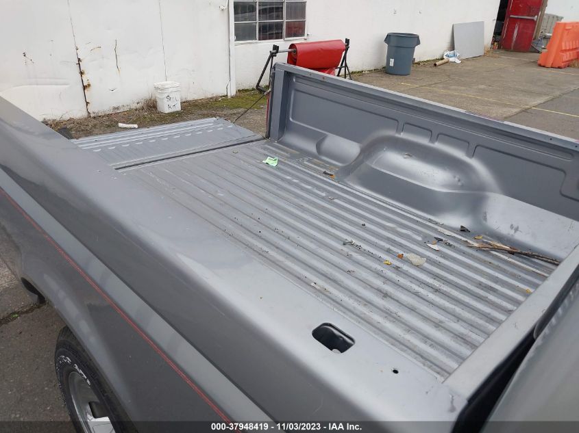 1994 Ford F150 VIN: 1FTDF15Y7RLA17099 Lot: 37948419