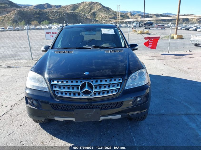 2008 Mercedes-Benz M-Class 3.5L VIN: 4JGBB86EX8A430043 Lot: 37949073