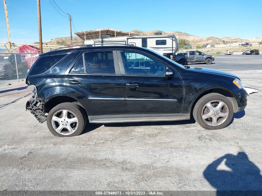 2008 Mercedes-Benz M-Class 3.5L VIN: 4JGBB86EX8A430043 Lot: 37949073