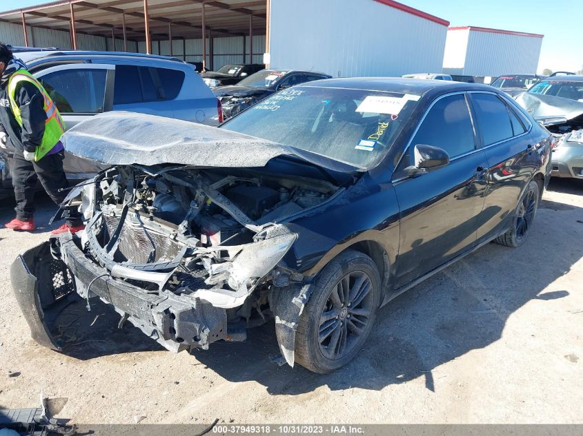 4T1BF1FKXFU941460 2015 Toyota Camry Se