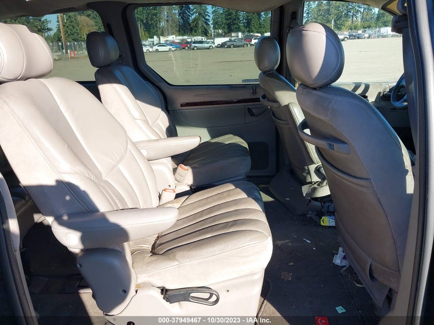 2000 Chrysler Town & Country Limited VIN: 1C4GP64L1YB603332 Lot: 37949467