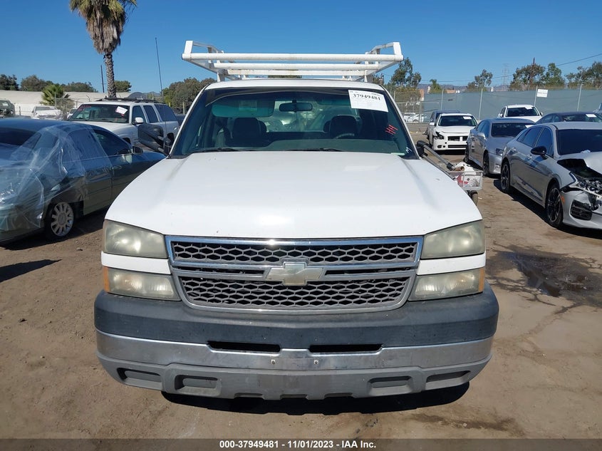2005 Chevrolet Silverado 2500Hd Work Truck VIN: 1GBHC29U05E315178 Lot: 37949481