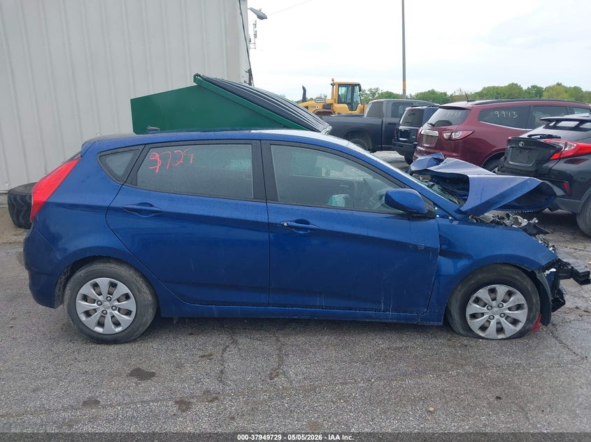 2015 Hyundai Accent Gs VIN: KMHCT5AE1FU204511 Lot: 37949729