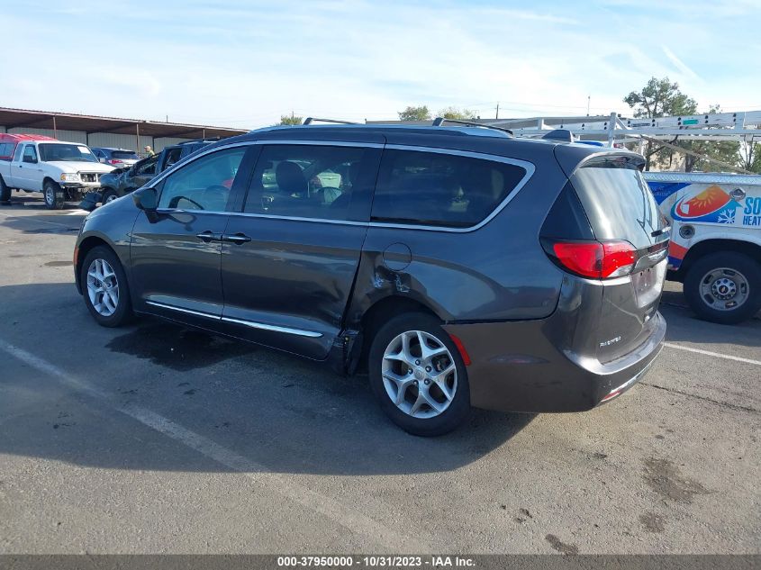 2018 Chrysler Pacifica Touring L VIN: 2C4RC1BG8JR126564 Lot: 37950000