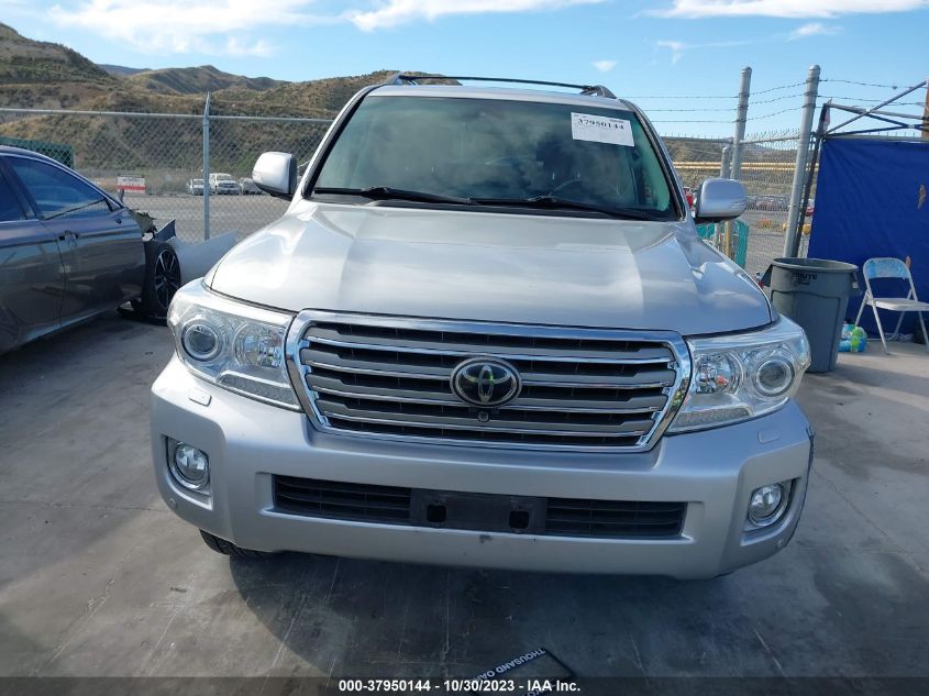 2015 Toyota Land Cruiser VIN: JTMHY7AJXF4031074 Lot: 37950144