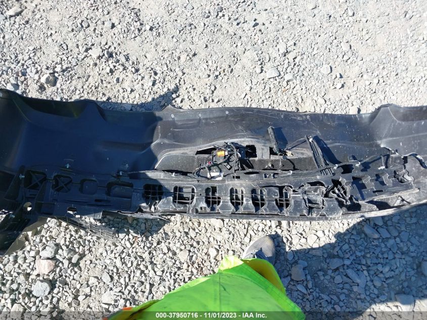 2022 Chevrolet Camaro Rwd 1Lt VIN: 1G1FB1RS5N0120584 Lot: 37950716