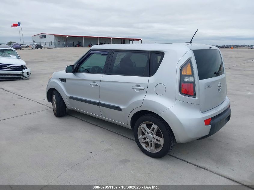 2011 Kia Soul + VIN: KNDJT2A20B7312580 Lot: 37951107