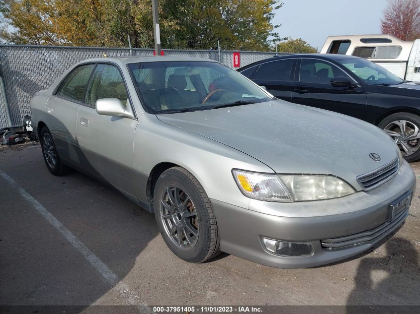 2001 Lexus Es 300 Base (A4) VIN: JT8BF28G610308648 Lot: 37951405