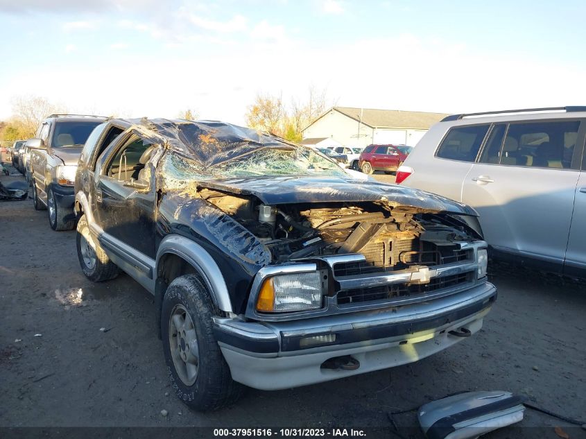 1997 Chevrolet Blazer Ls VIN: 1GNDT13WXV2215970 Lot: 37951516