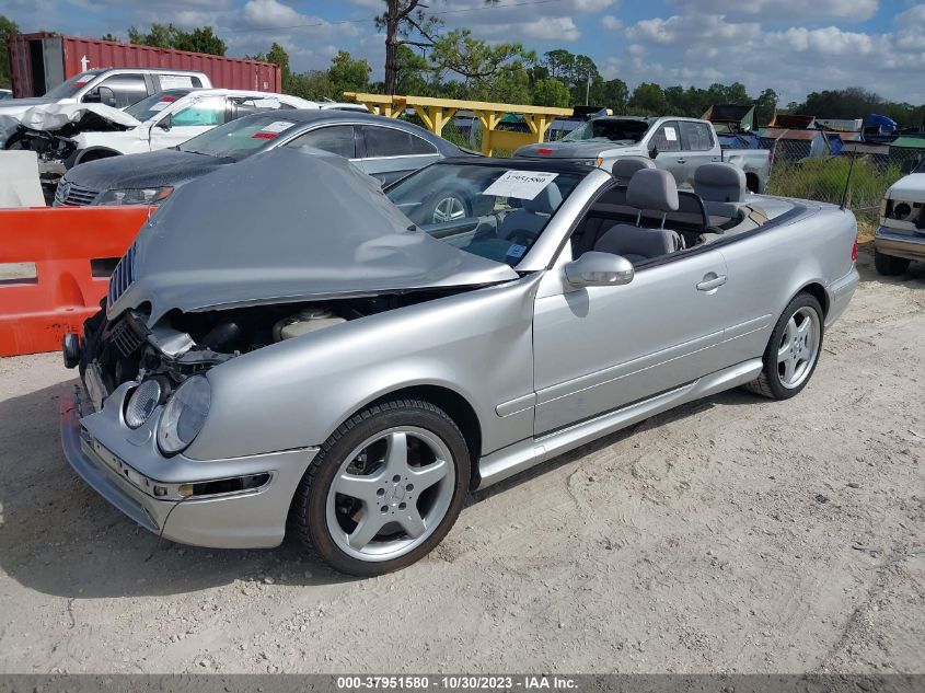 2003 Mercedes-Benz Clk-Class 4.3L VIN: WDBLK70G23T137472 Lot: 37951580