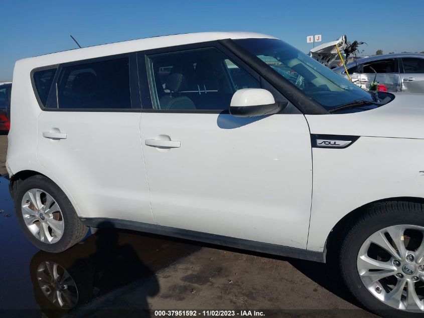 2015 Kia Soul + VIN: KNDJP3A55F7152240 Lot: 37951592