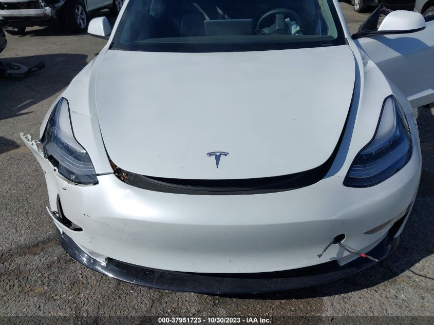 2019 Tesla Model 3 Long Range/Performance VIN: 5YJ3E1EB9KF513928 Lot: 37951723