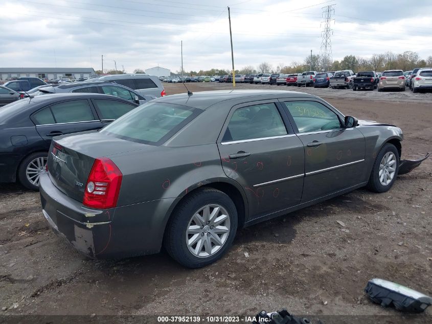 2008 Chrysler 300 Lx VIN: 2C3LA43R28H237726 Lot: 37952139