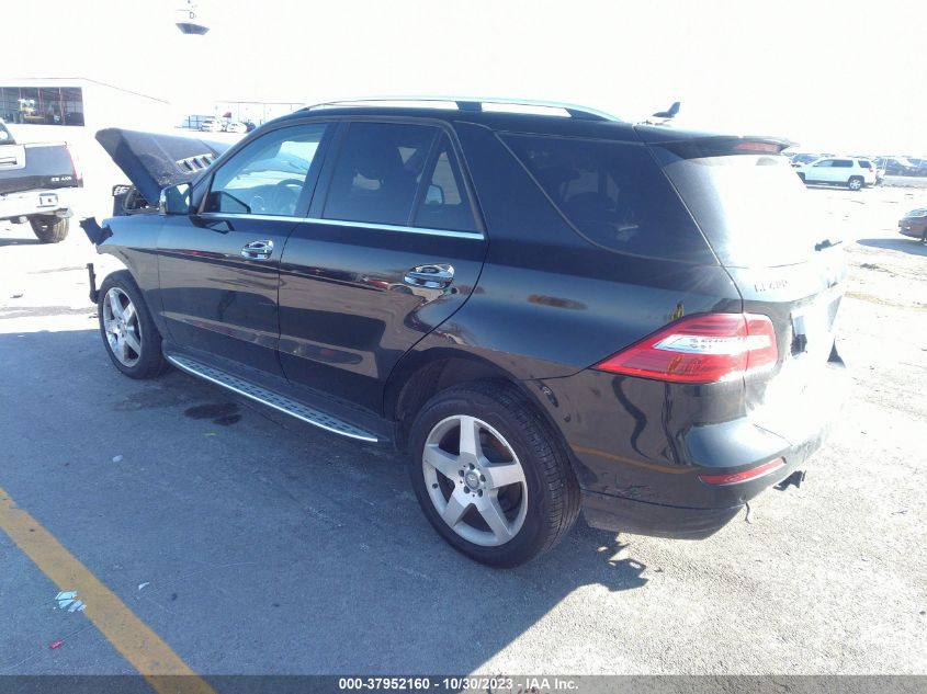 2015 Mercedes-Benz Ml 400 4Matic VIN: 4JGDA5GB5FA440684 Lot: 37952160