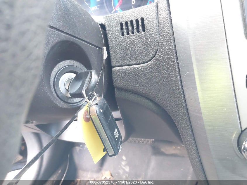 2010 Ford Fusion Se VIN: 3FAHP0HA4AR327245 Lot: 37952578