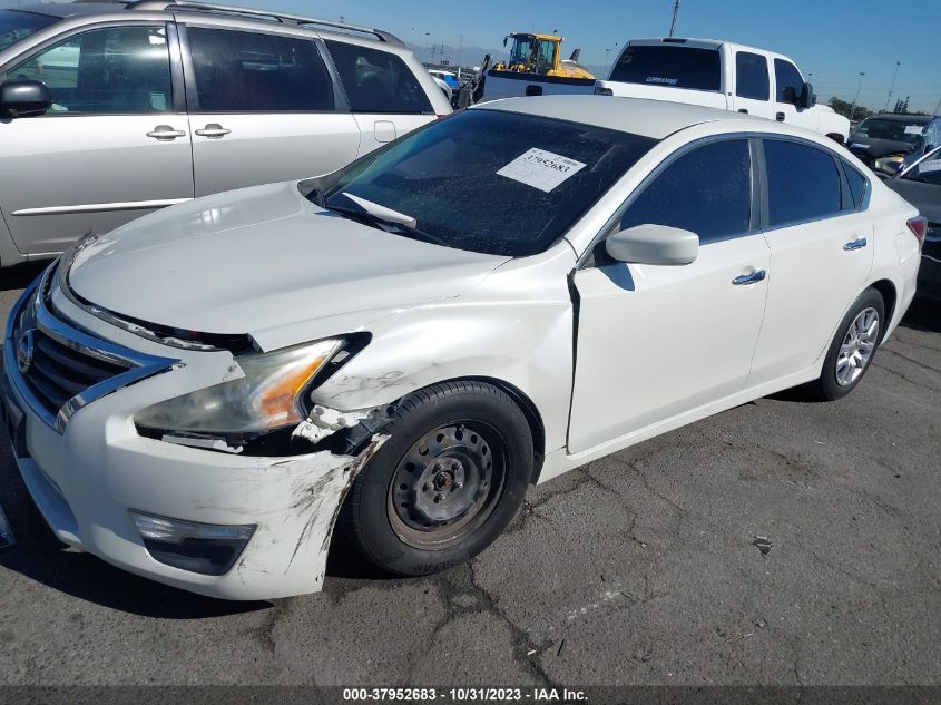 2015 Nissan Altima 2.5 S VIN: 1N4AL3AP2FN405500 Lot: 37952683