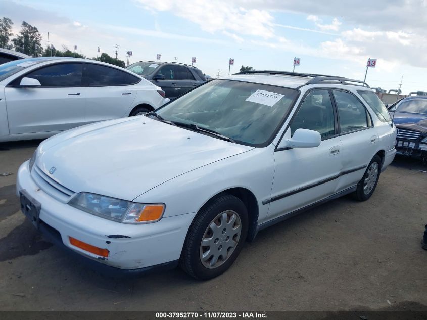 1995 Honda Accord Lx VIN: 1HGCE1724SA006393 Lot: 37952770
