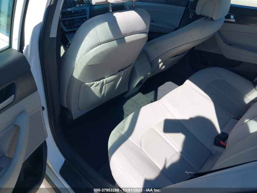 2017 Hyundai Sonata Sport VIN: 5NPE34AF2HH520450 Lot: 37953268