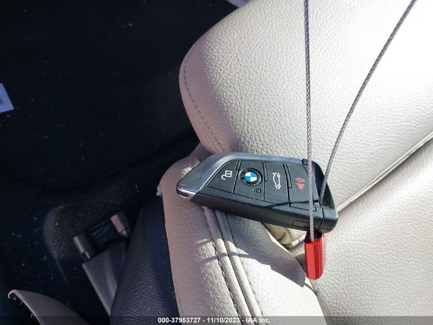 2018 BMW X1 xDrive28I VIN: WBXHT3C38J3H33405 Lot: 37953727