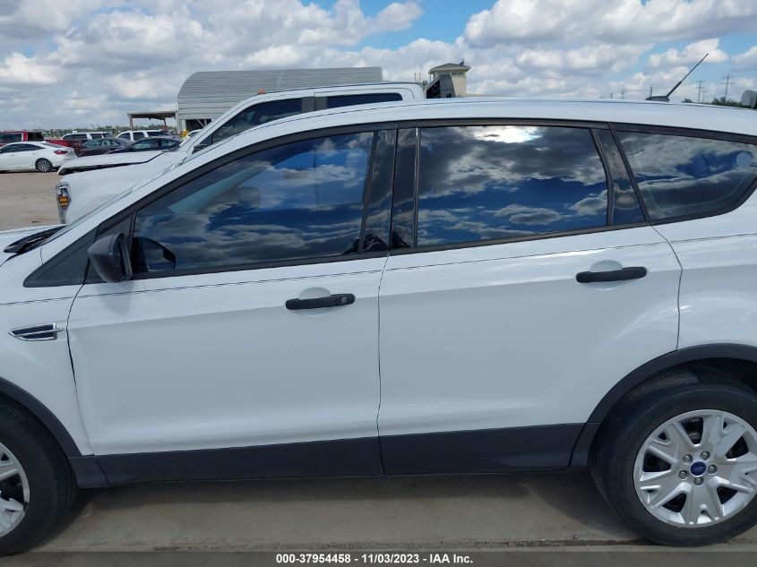 2013 Ford Escape S VIN: 1FMCU0F71DUA71692 Lot: 37954458