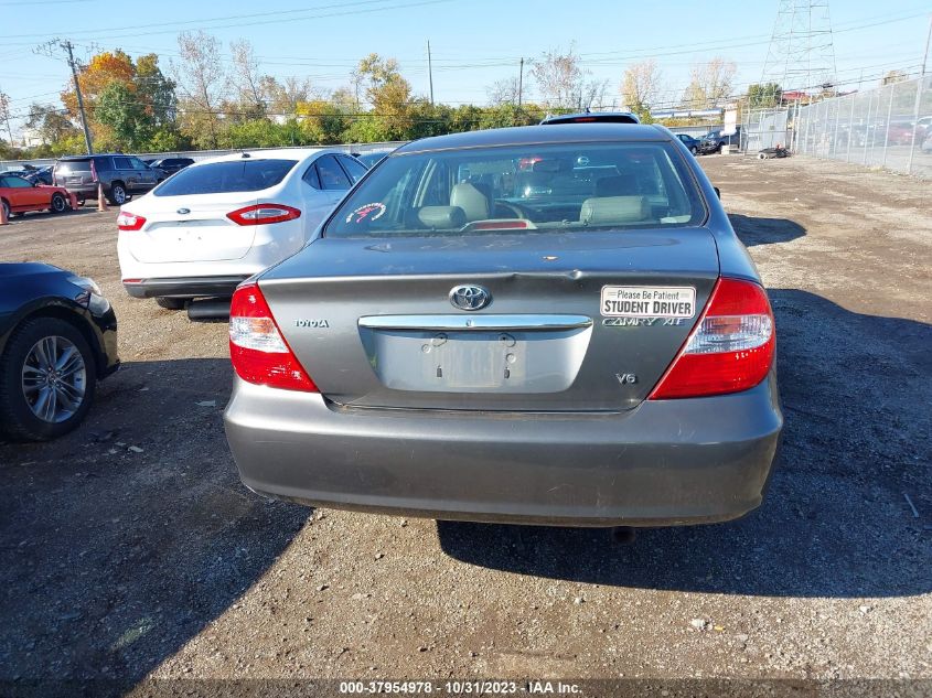 2004 Toyota Camry Xle V6 VIN: JTDBF30K040152277 Lot: 37954978