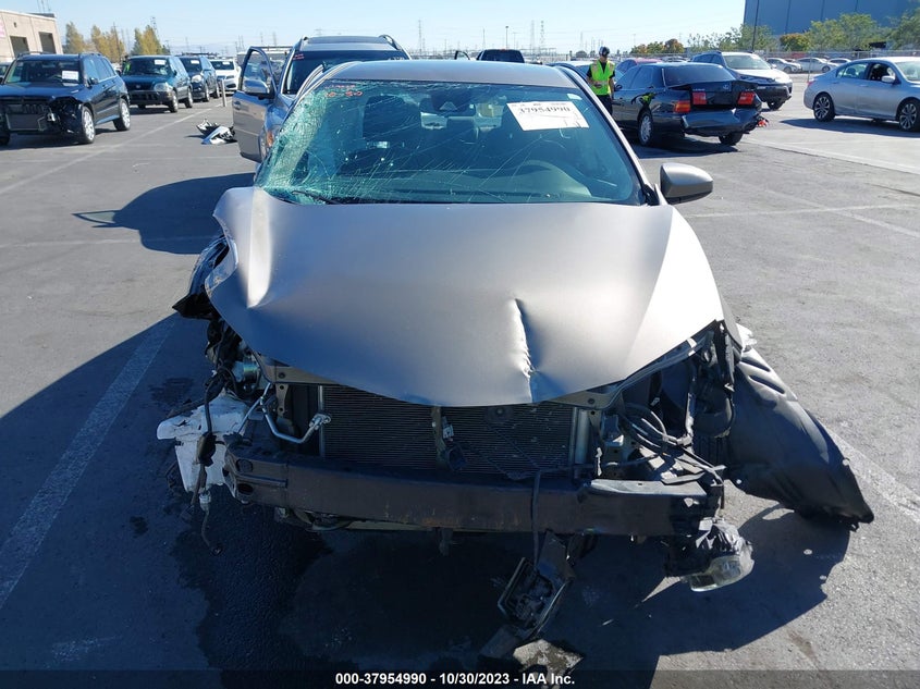 2017 Toyota Corolla Le VIN: 5YFBURHE5HP706979 Lot: 37954990