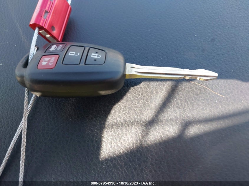 2017 Toyota Corolla Le VIN: 5YFBURHE5HP706979 Lot: 37954990