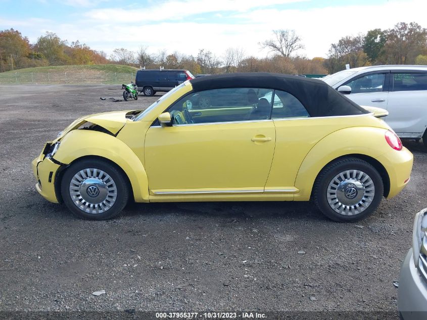 2015 Volkswagen Beetle 1.8T VIN: 3VW517AT5FM812031 Lot: 37955377