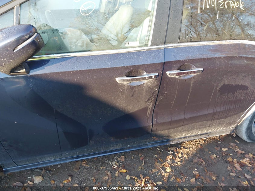 2019 Honda Odyssey Touring VIN: 5FNRL6H87KB069977 Lot: 37955461