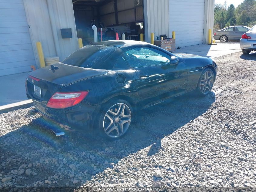 VIN WDDPK4HA4DF059266 2013 Mercedes-Benz SLK-Class,... no.4