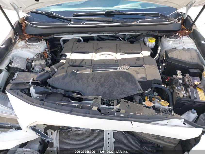 2018 Subaru Outback 3.6R Touring VIN: 4S4BSETC2J3262815 Lot: 37955906