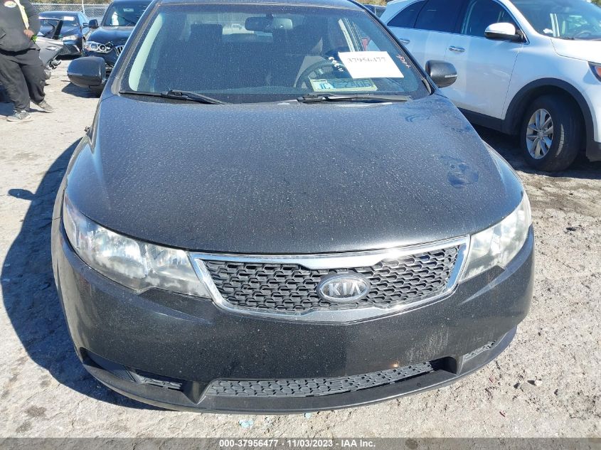 2013 Kia Forte Ex VIN: KNAFU4A27D5684881 Lot: 37956477