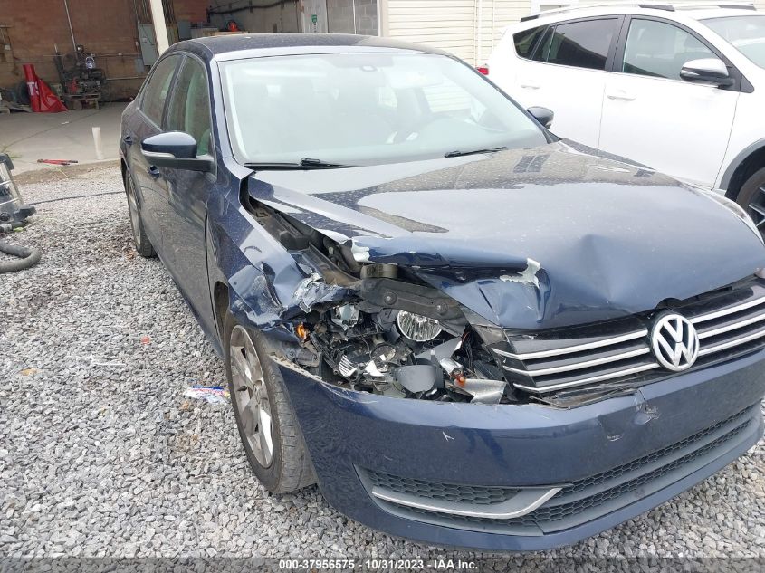 2014 Volkswagen Passat 2.5L S VIN: 1VWAH7A30EC006026 Lot: 37956575