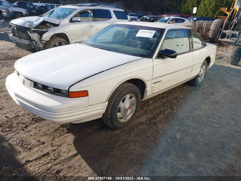 1992 Oldsmobile Cutlass Supreme S VIN: 1G3WH14T9ND368349 Lot: 37957198