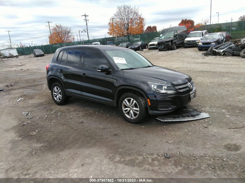 2013 Volkswagen Tiguan S VIN: WVGAV3AX8DW627045 Lot: 37957582