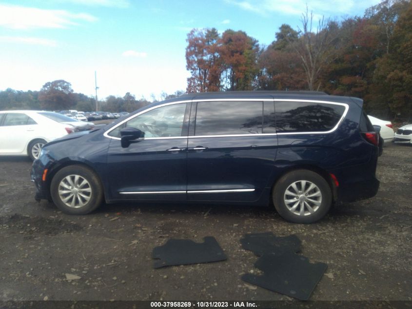 2017 Chrysler Pacifica Touring-L VIN: 2C4RC1BG2HR660542 Lot: 37958269