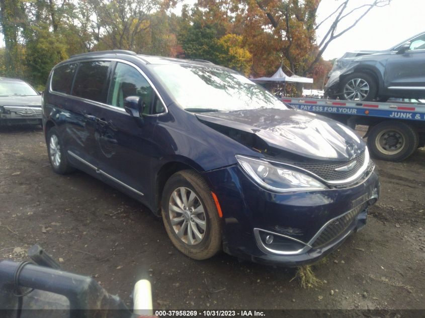 2017 Chrysler Pacifica Touring-L VIN: 2C4RC1BG2HR660542 Lot: 37958269