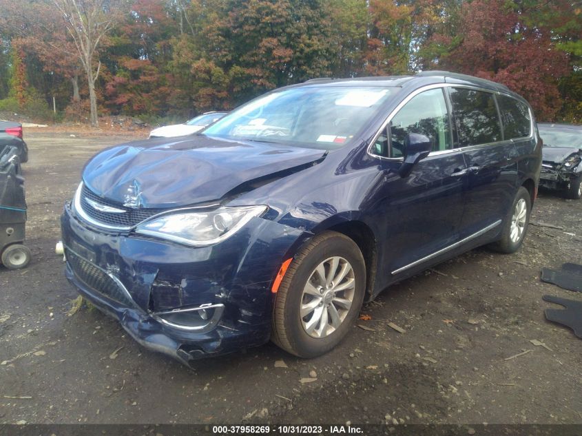 2017 Chrysler Pacifica Touring-L VIN: 2C4RC1BG2HR660542 Lot: 37958269